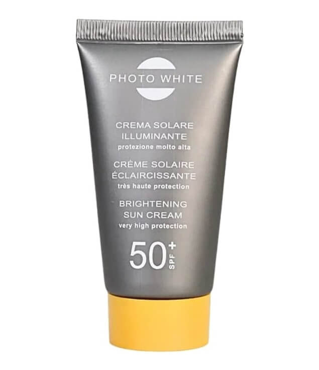 M&D PHARMACY | PHOTOWHITE CRÈME SOLAIRE ÉCLAIRCISSANTE INVISIBLE SPF50+